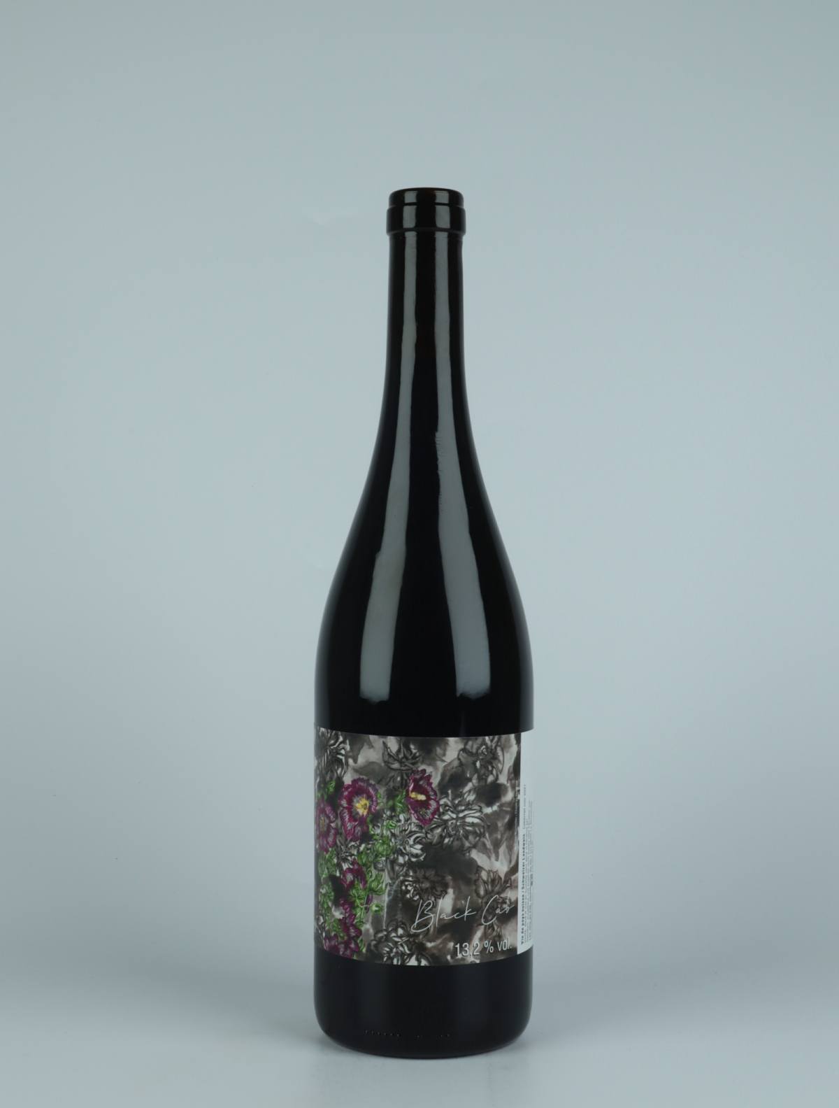 A bottle 2021 Black Cab - Cabernet Noir Red wine from Les Vins du Fab, Neuchâtel in Switzerland