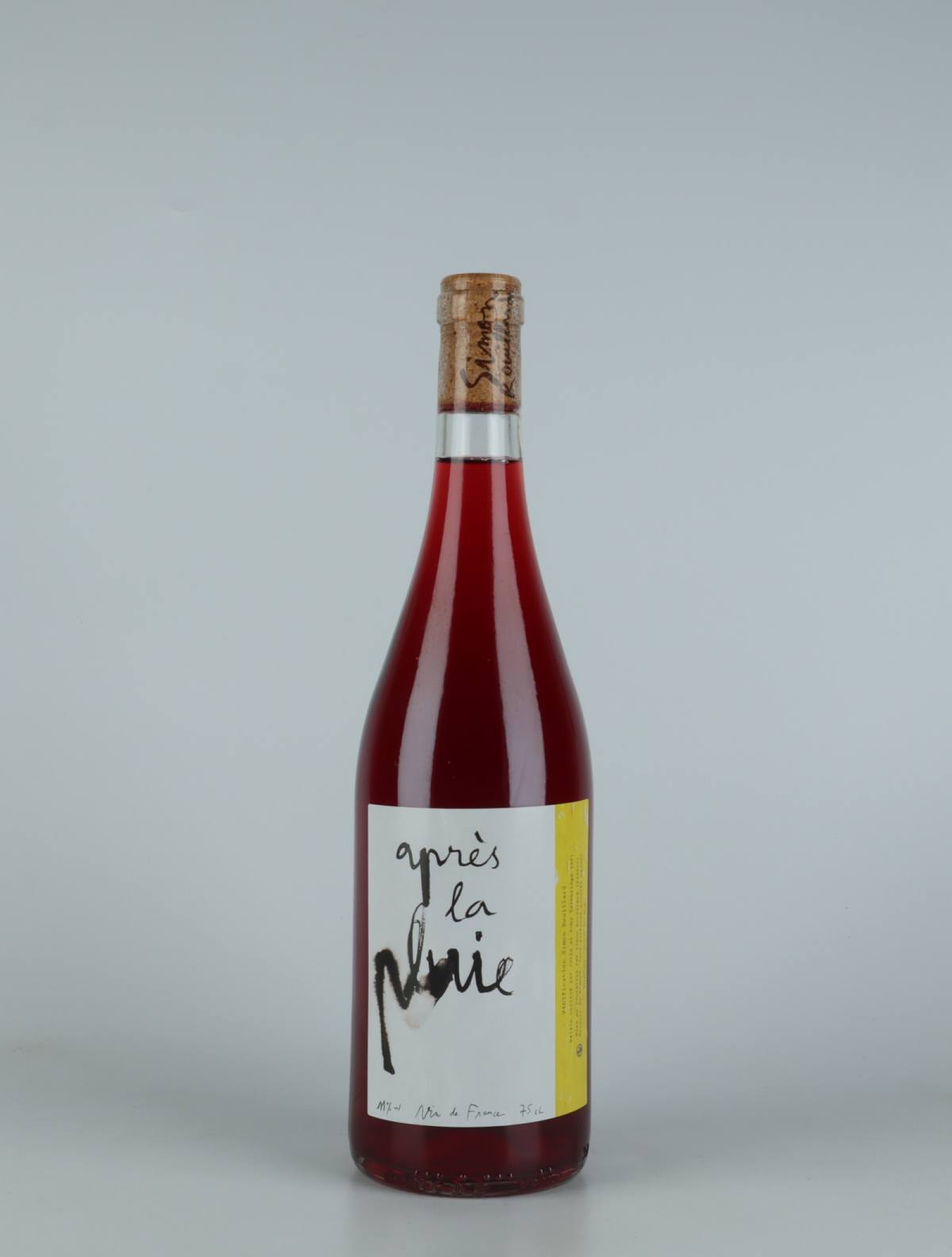 A bottle 2021 Après la pluie Rødvin from Simon Rouillard, Loire in Frankrig