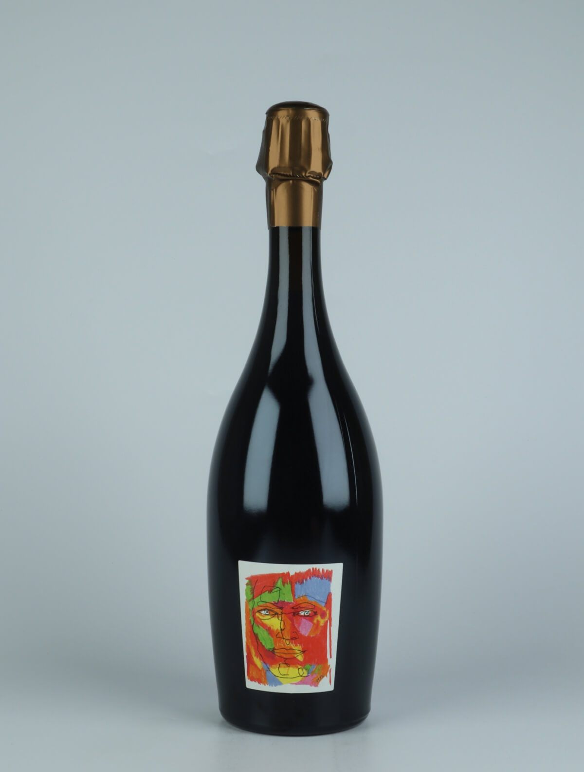 A bottle 2015 Logos Rosé de Saignée - Les Paquis - Brut Nature Mousserende from Stroebel, Champagne in Frankrig