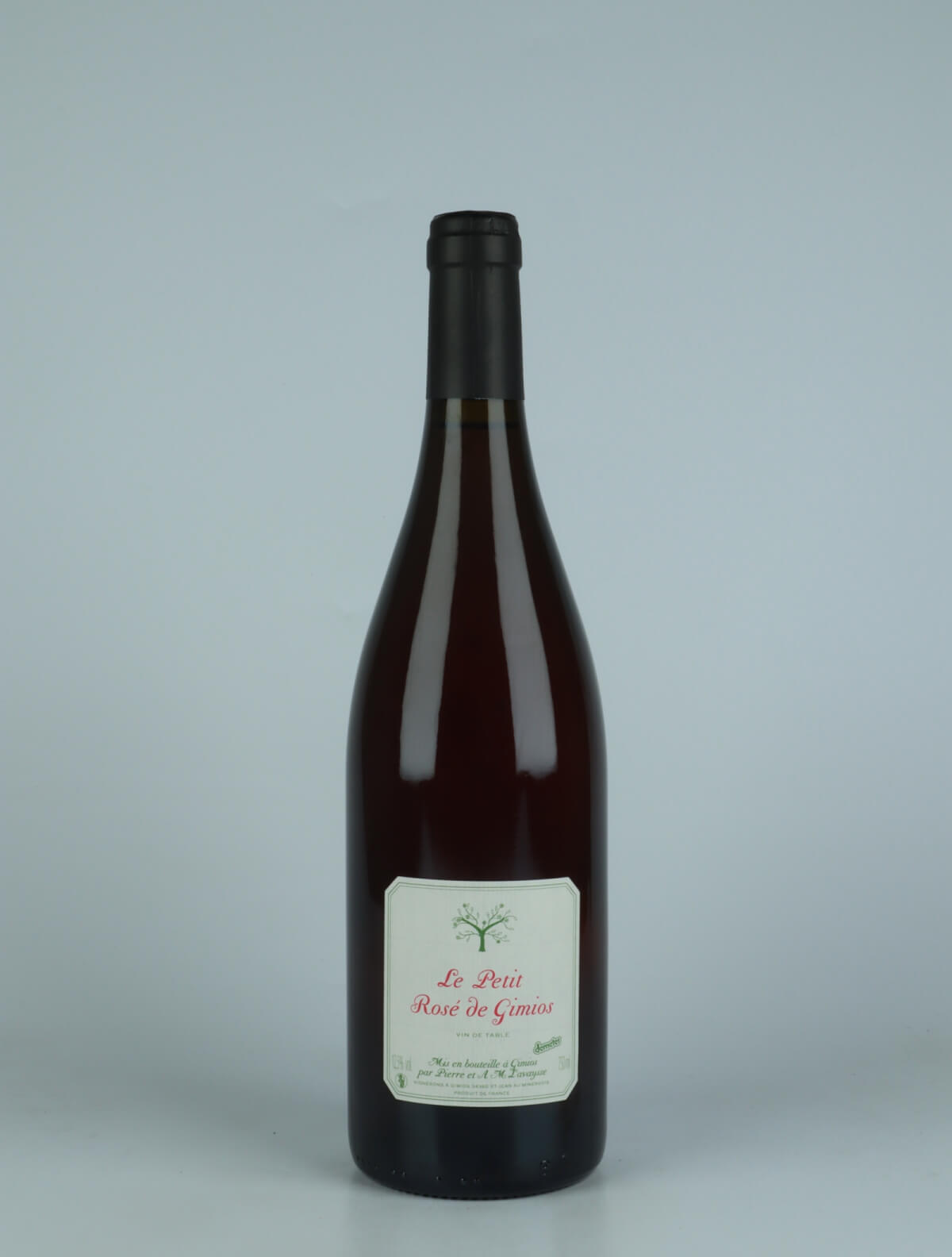 A bottle 2021 Rosé Rosé from Le Petit Domaine de Gimios, Roussillon in Frankrig