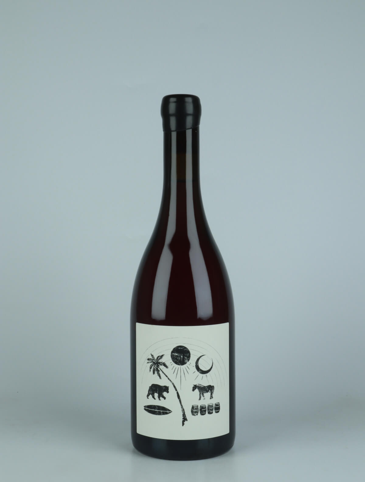 A bottle 2022 Isaac Rødvin from Vin Noé, Bourgogne in Frankrig