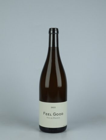 A bottle 2022 Feel Good White wine from Frédéric Cossard, Jura in France