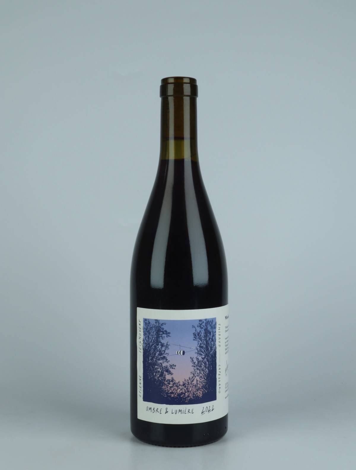 A bottle 2022 Ombre et Lumière Rødvin from Thibaud Capellaro, Rhône in Frankrig