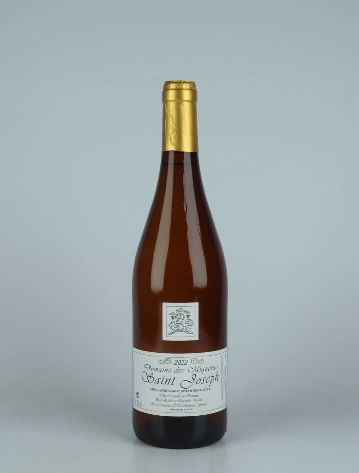 A bottle 2022 Saint-Joseph Blanc Hvidvin from Domaine des Miquettes, Rhône in Frankrig