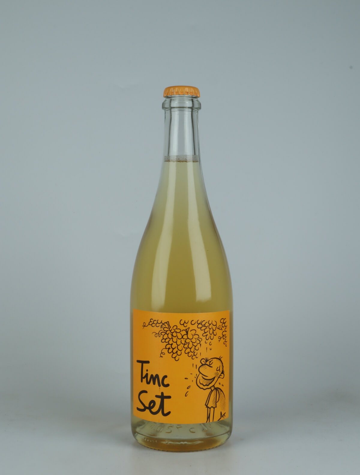 A bottle 2023 Tinc Set Sparkling from Mas Candí, Penedès in Spain