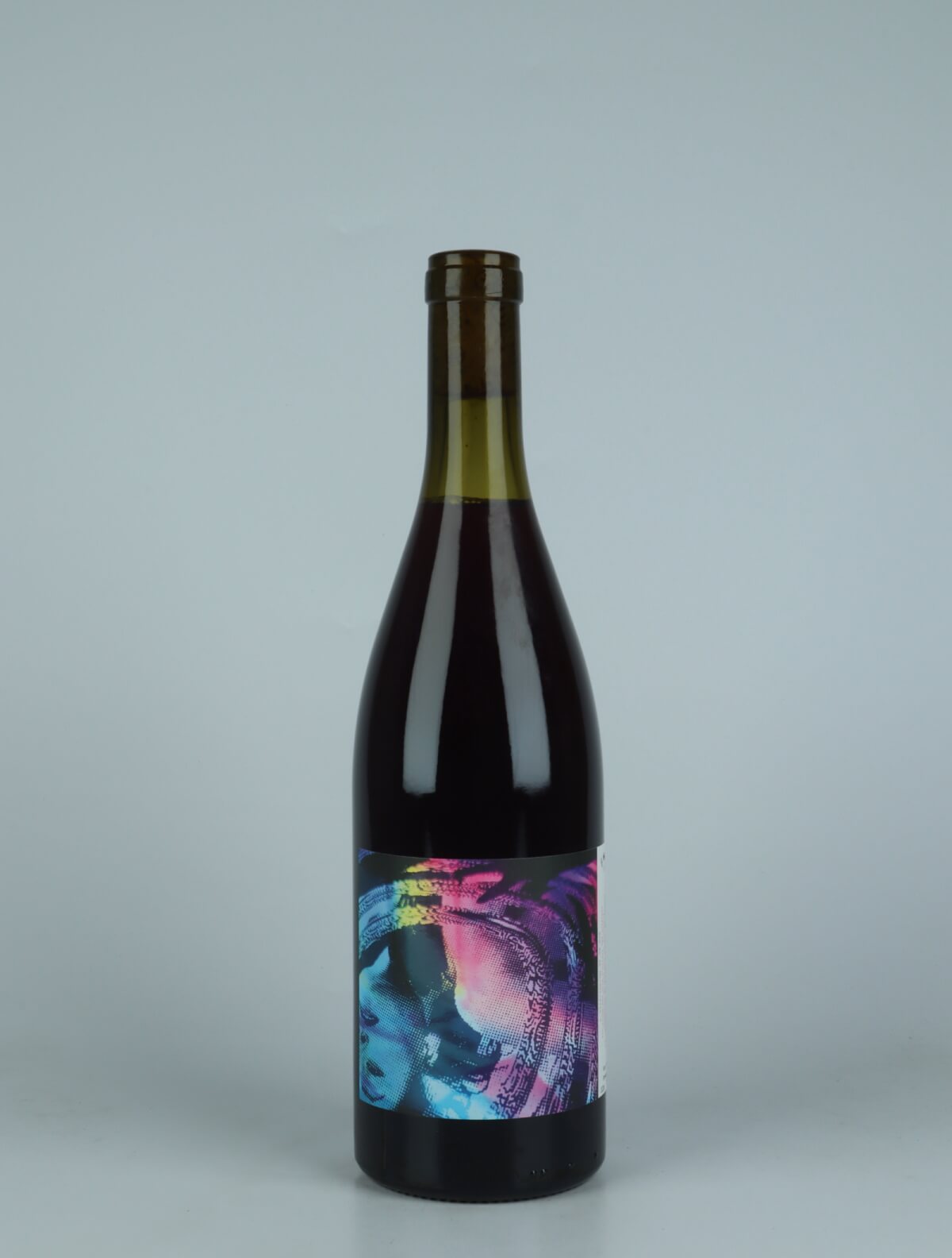 A bottle 2022 Isadora Rødvin from Ad Vinum, Gard in Frankrig