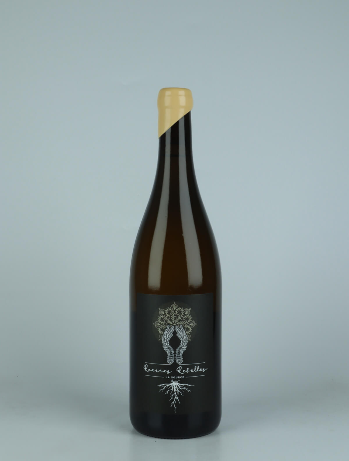 A bottle 2022 La Source Hvidvin from Racines Rebelles, Moselle in Luxemburg