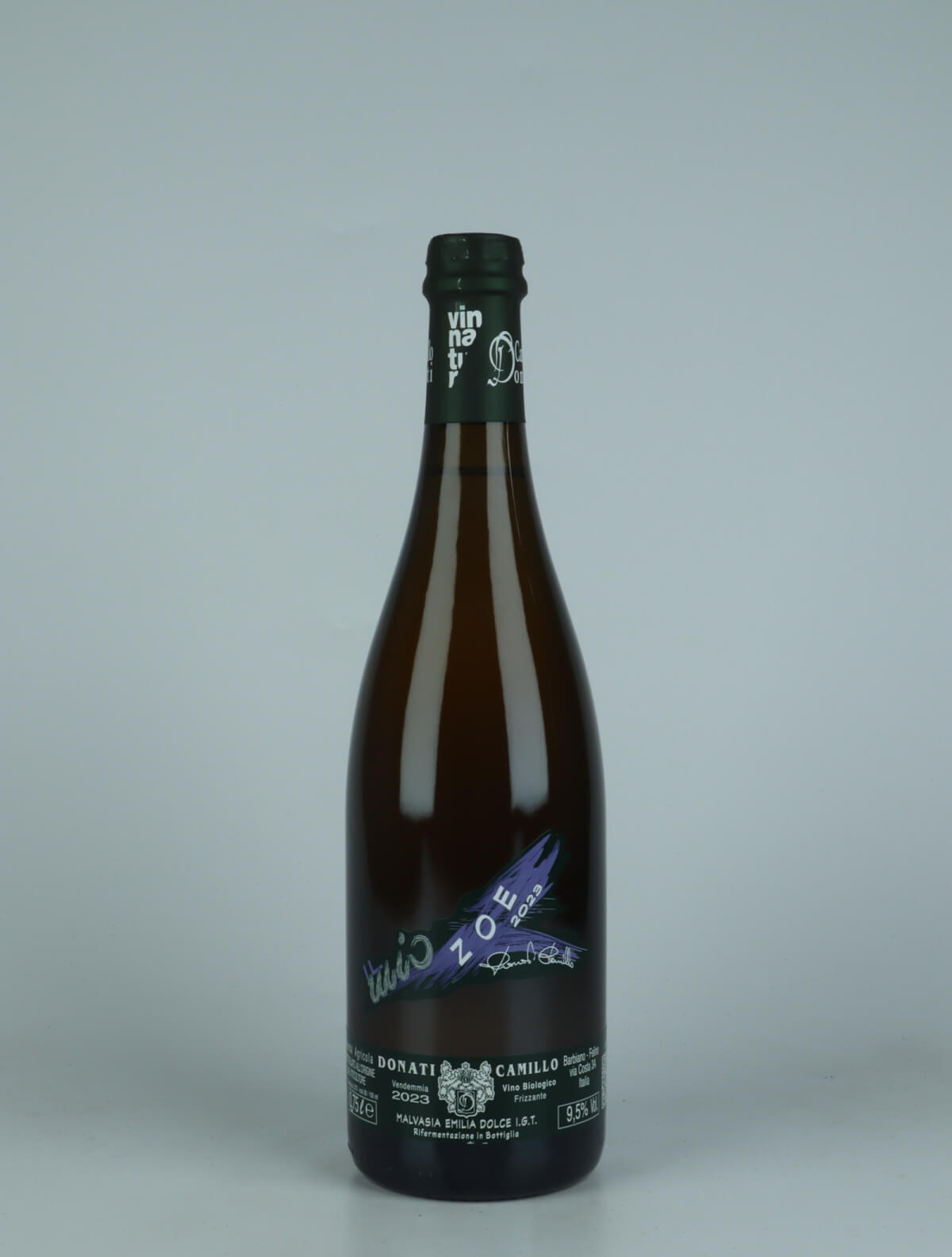 A bottle 2023 Malvasia Dolce Frizzante Zoé Sweet wine from Camillo Donati, Emilia-Romagna in Italy