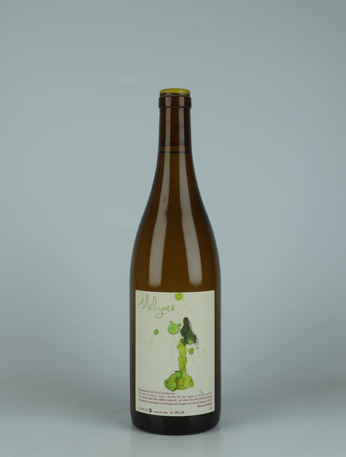 A bottle 2023 Méligoté Hvidvin from Domaine de la Côtelette, Bourgogne in Frankrig