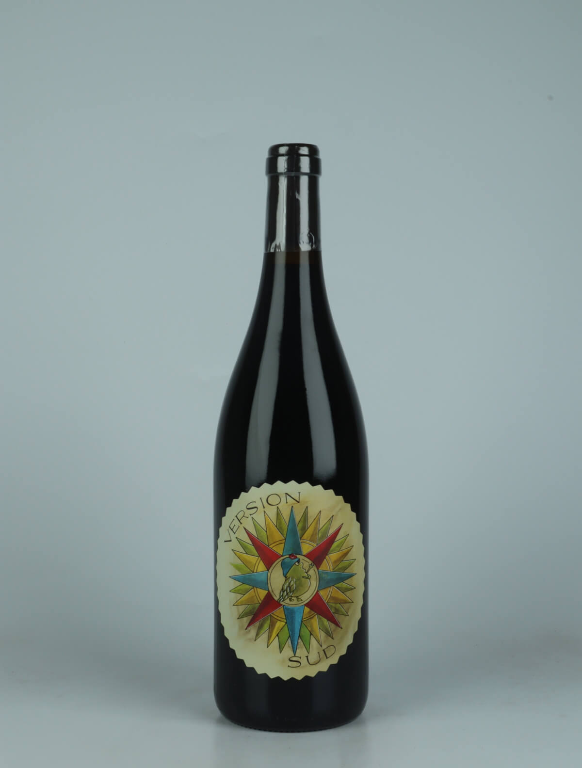A bottle 2022 Version Sud Red wine from Frédéric Cossard, Rhône in France
