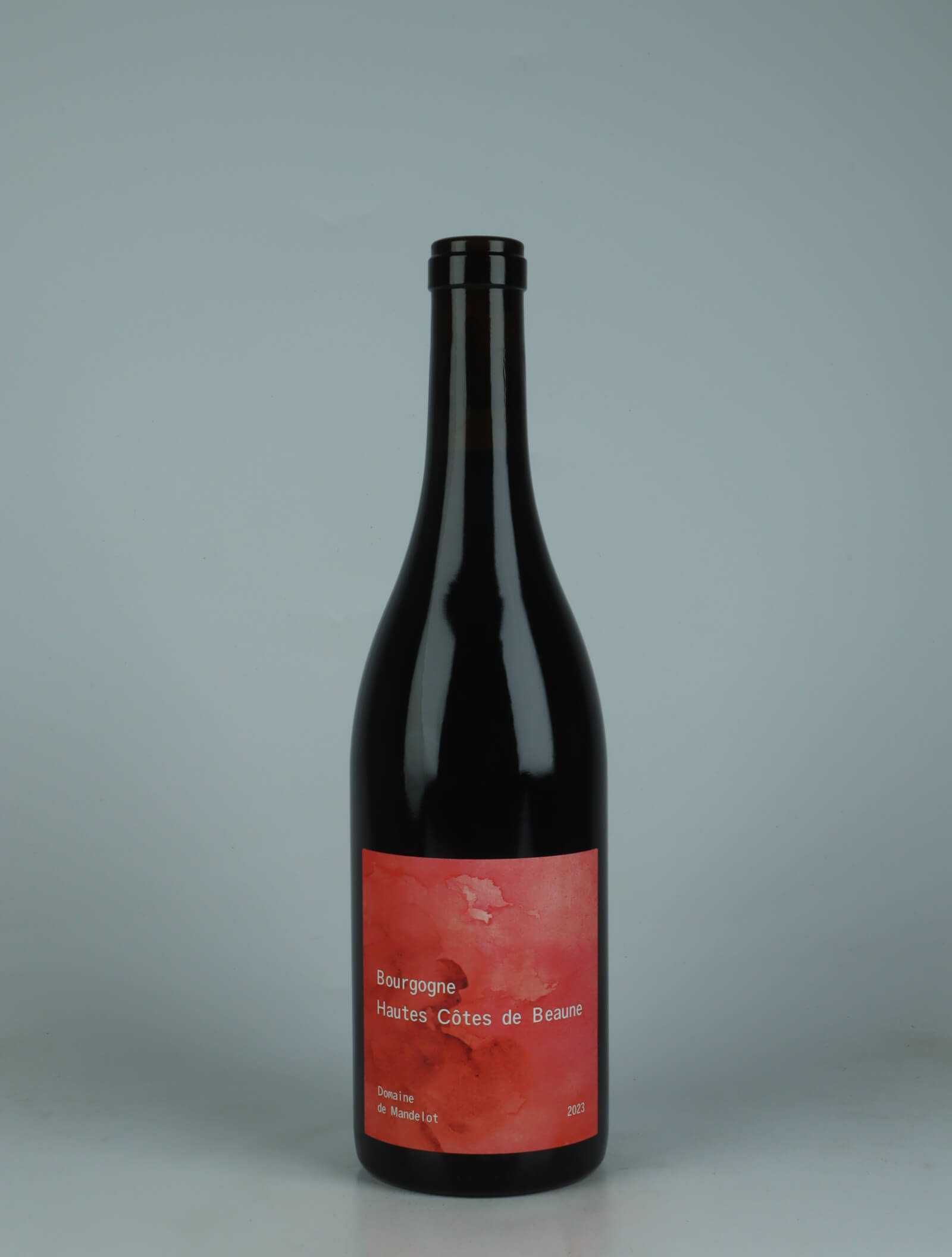 A bottle 2023 Hautes-Côtes de Beaune Red wine from Domaine de Mandelot, Burgundy in France