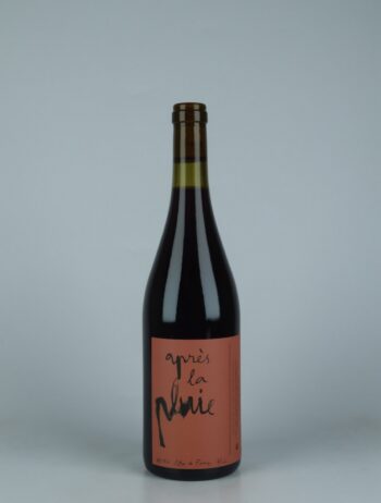 A bottle 2023 Après la pluie Red wine from Simon Rouillard, Loire in France