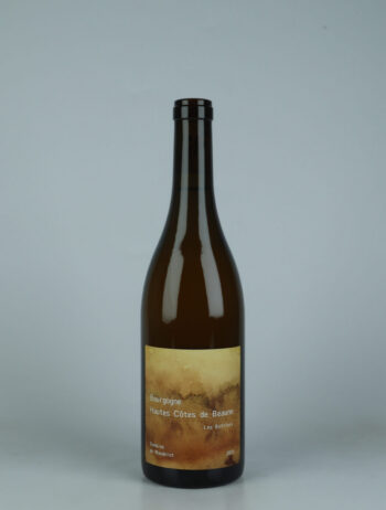 A bottle 2023 Hautes-Côtes de Beaune Blanc - Macération - Les Bottiers Orange wine from Domaine de Mandelot, Burgundy in France