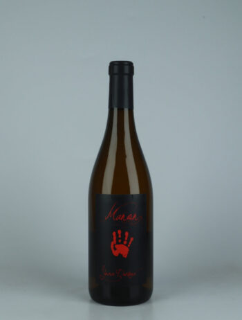 A bottle 2021 Manon White wine from Yann Durieux, Burgundy in France