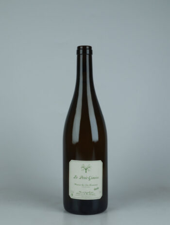 A bottle 2023 Muscat sec White wine from Le Petit Domaine de Gimios, Roussillon in France