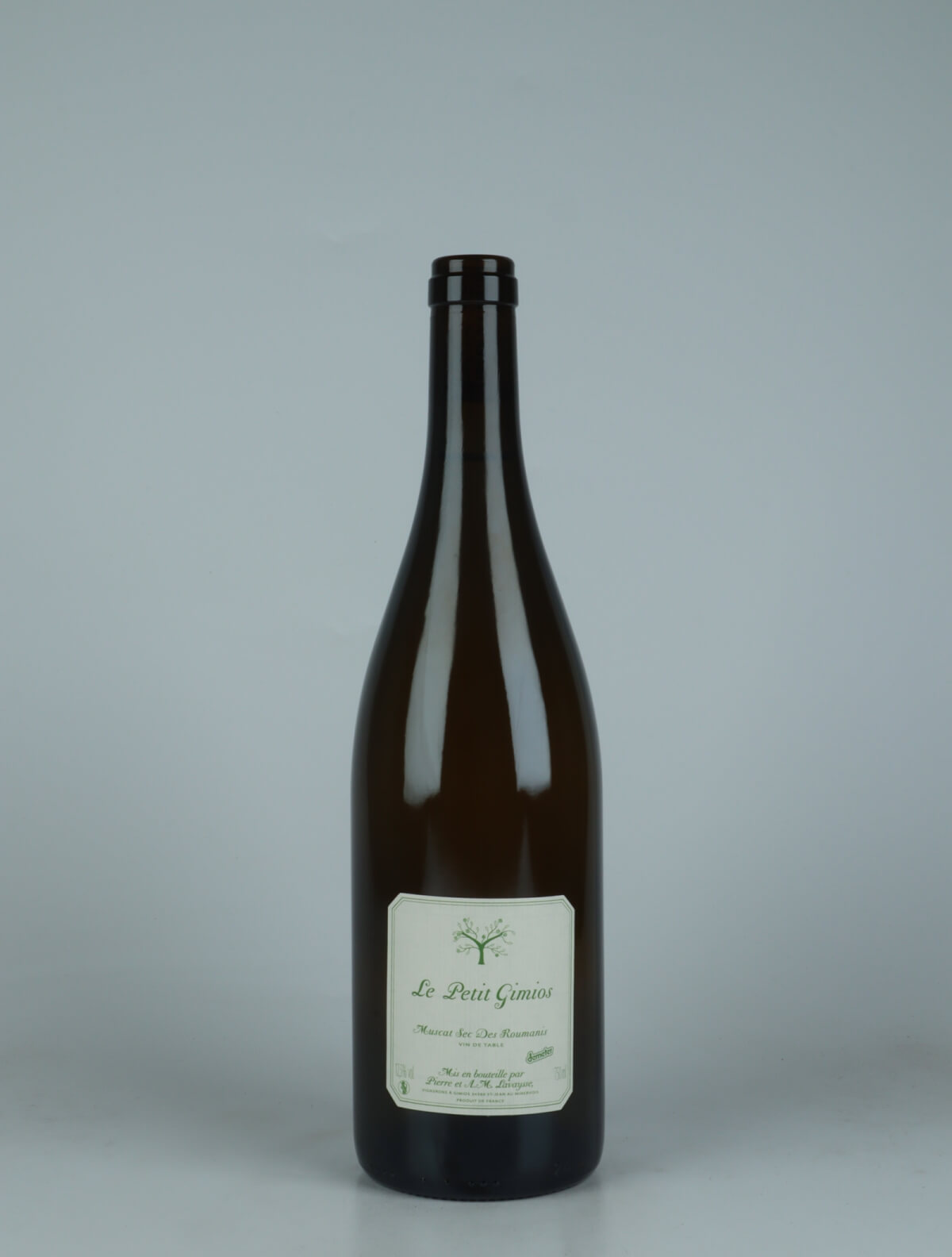 A bottle 2023 Muscat sec Hvidvin from Le Petit Domaine de Gimios, Roussillon in Frankrig