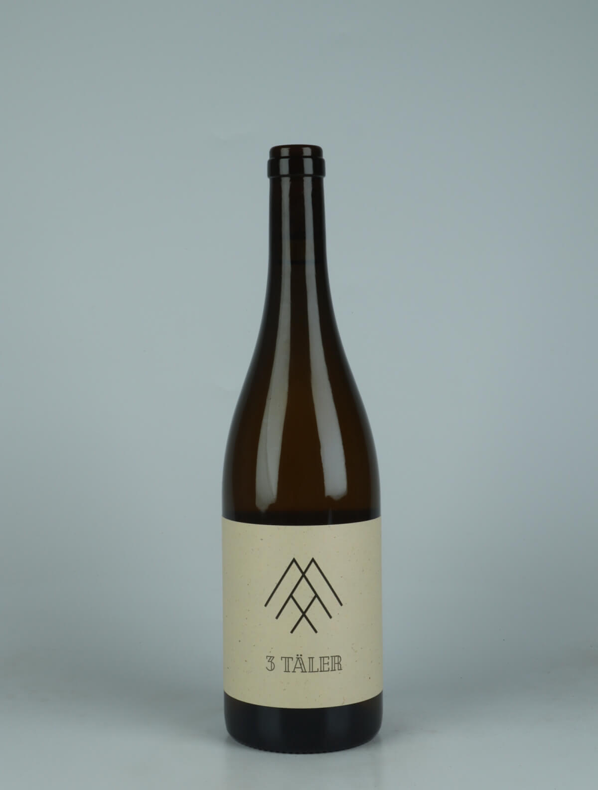 A bottle 2022 3 Täler White wine from Max Sein Wein, Baden in Germany