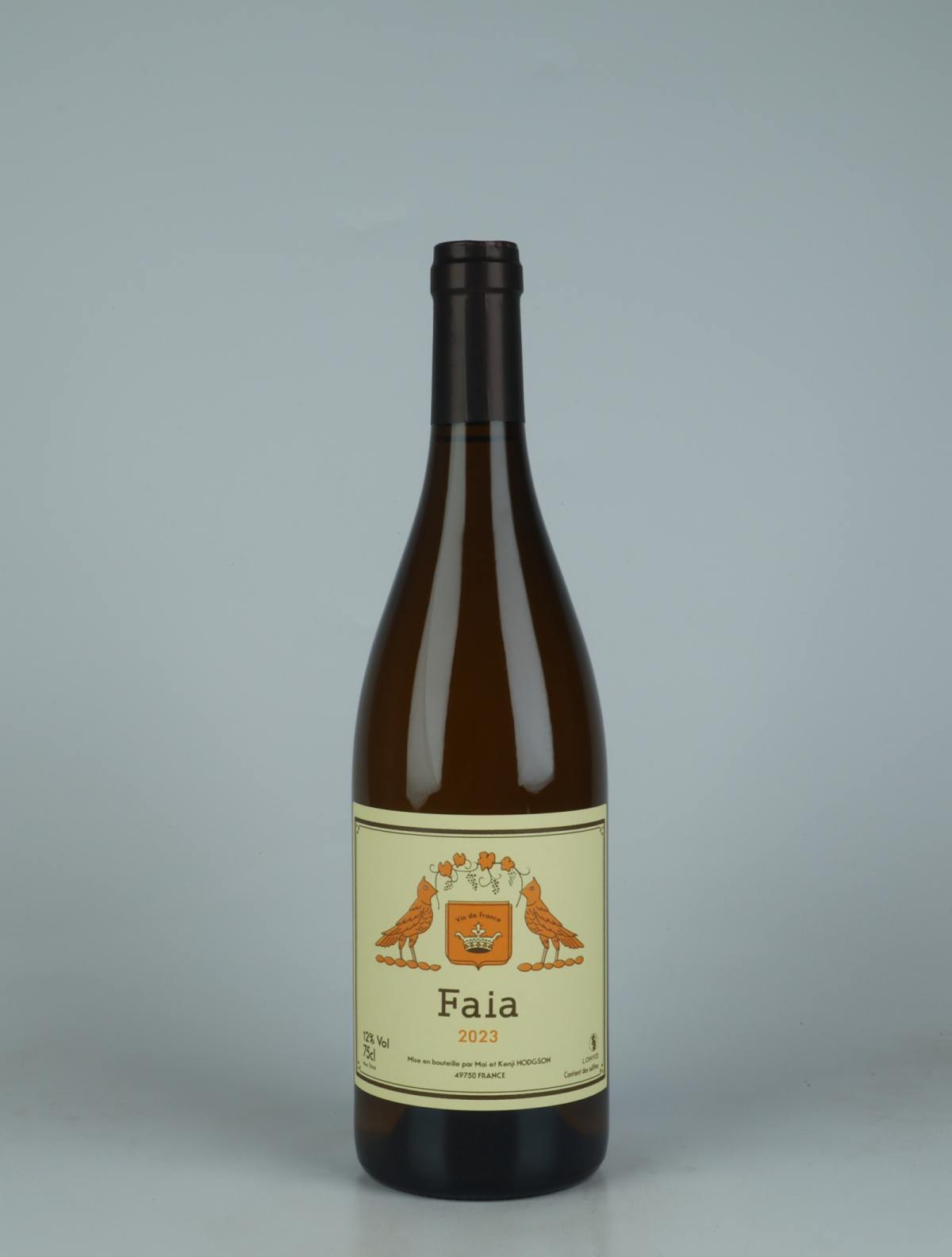 A bottle 2023 Faia White wine from Mai et Kenji Hodgson, Loire in France