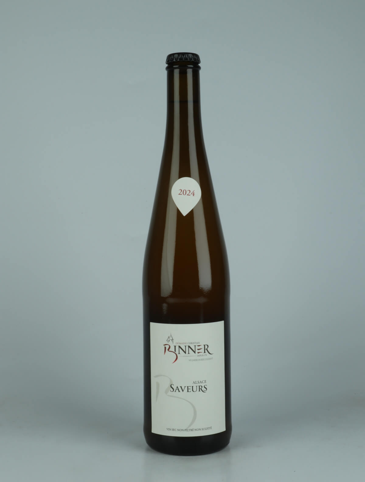 A bottle 2024 Saveurs Hvidvin from Domaine Christian Binner, Alsace in Frankrig