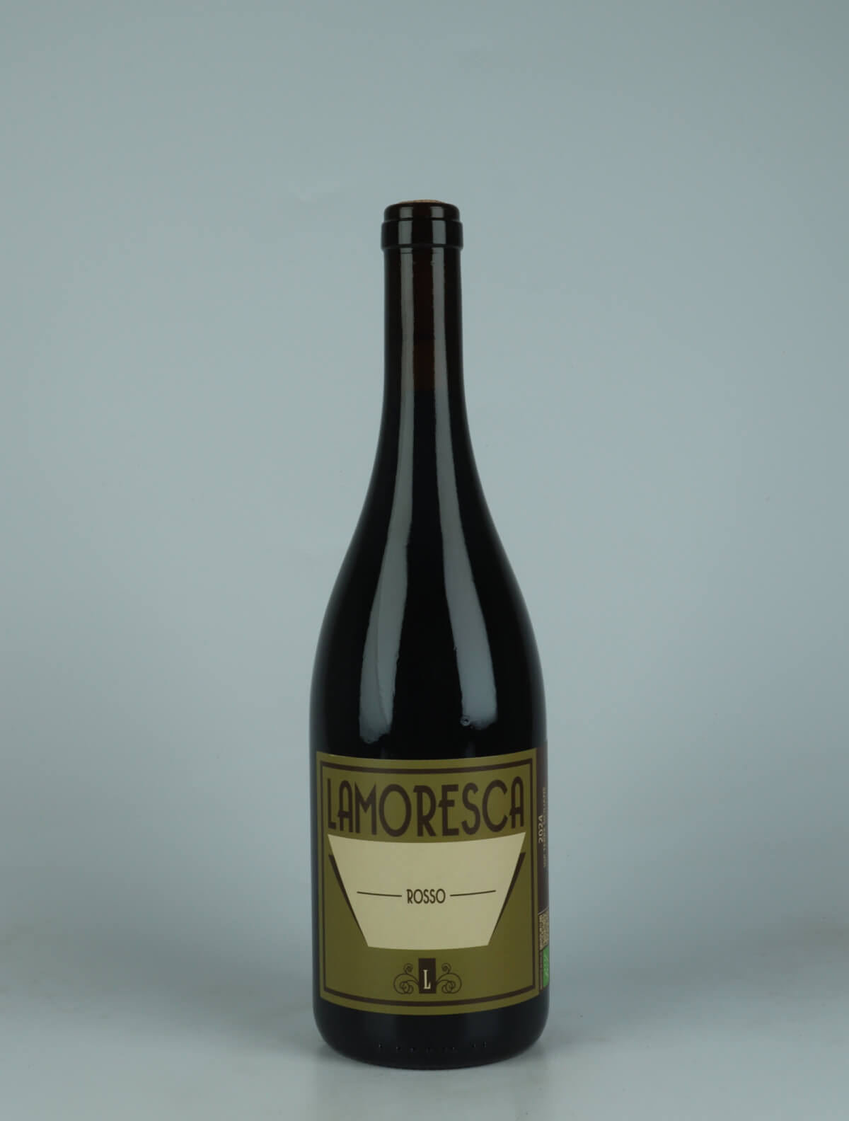 A bottle 2024 Rosso Rødvin from Lamoresca, Sicilien in Italien