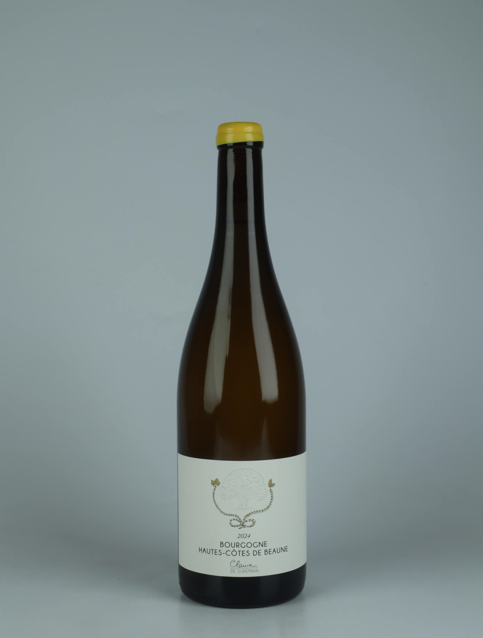 A bottle 2024 Hautes-Côtes de Beaune Blanc White wine from Clarisse de Suremain, Burgundy in France