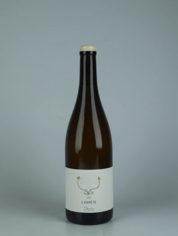 A bottle 2024 L'Arpète White wine from Clarisse de Suremain, Burgundy in France