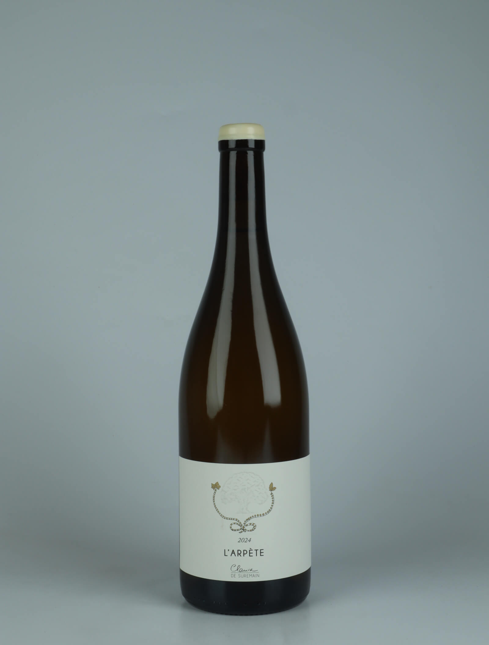 A bottle 2024 L'Arpète White wine from Clarisse de Suremain, Burgundy in France