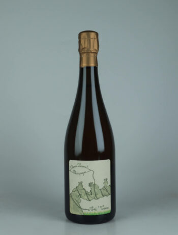 A bottle 2022 Chamery 1. Cru - Art'Terre Sparkling from Thomas Perseval, Champagne in France