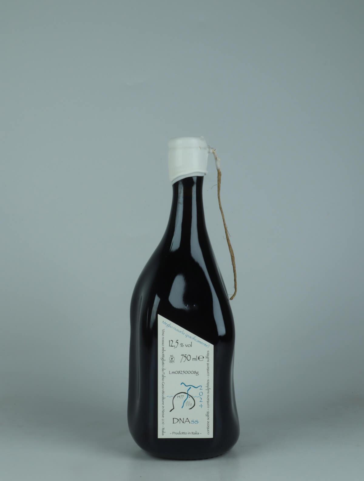 A bottle 2024 DNAss Rødvin from Fabio Gea, Piemonte in Italien