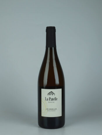 A bottle 2022 Les Douelles - Chardonnay White wine from Domaine de La Patelle, Jura in France