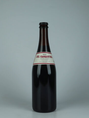 A bottle 2023 Les Farbottes Rouge Red wine from Romain Lançon, Burgundy in France