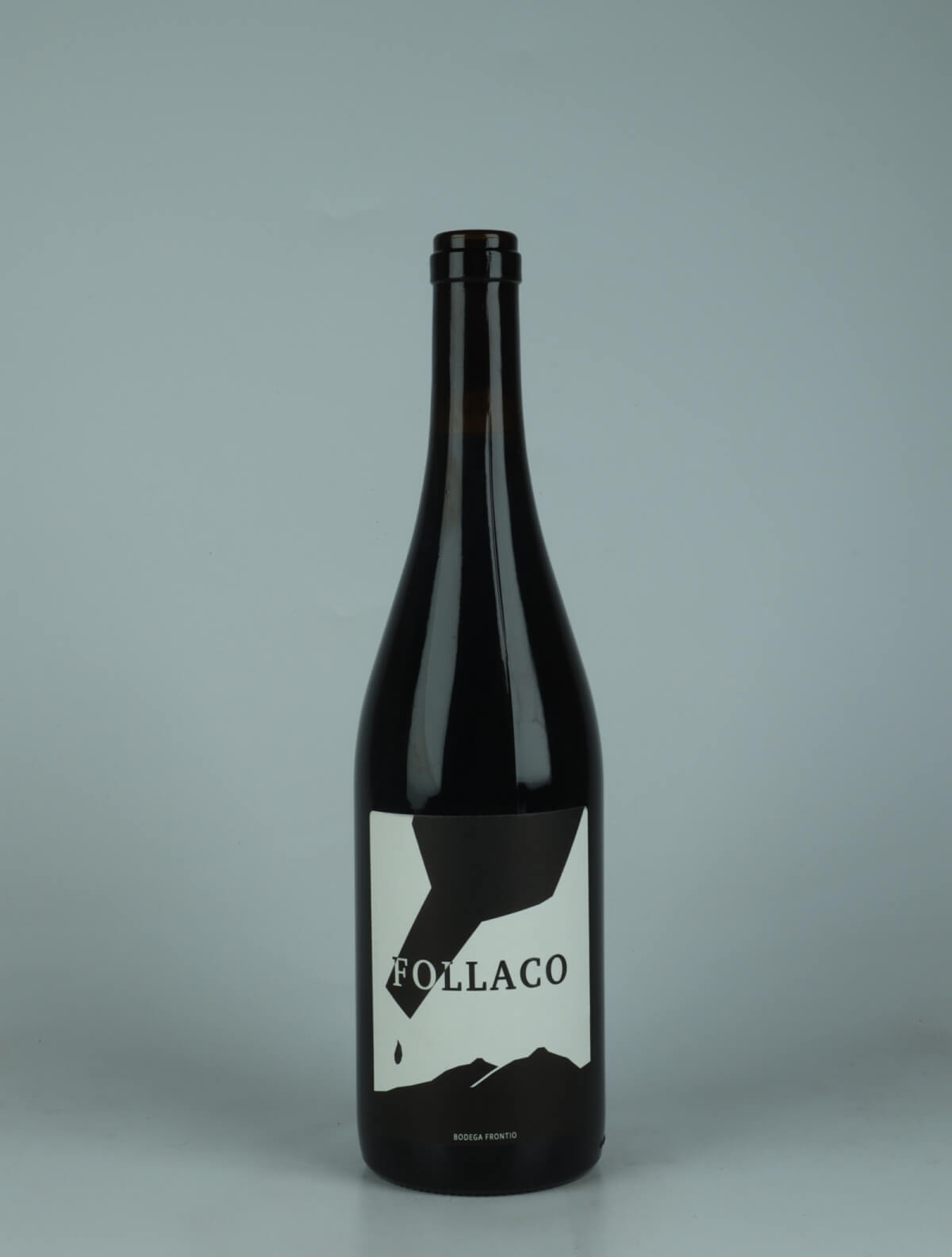 A bottle 2024 Follaco Rødvin from Bodega Frontio, Arribes in Spanien