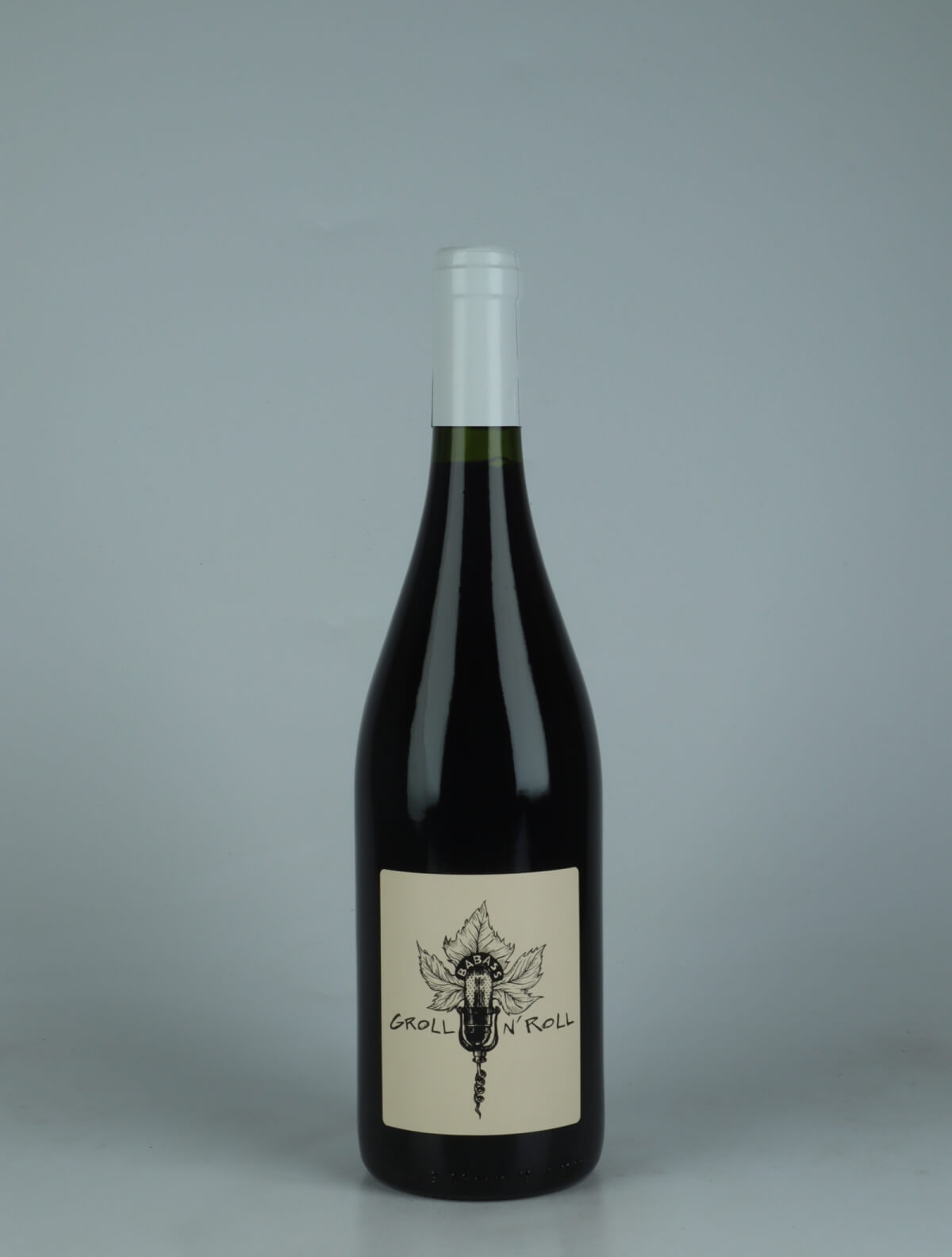 A bottle 2024 Groll 'n Roll Rødvin from Les Vignes de Babass, Loire in Frankrig