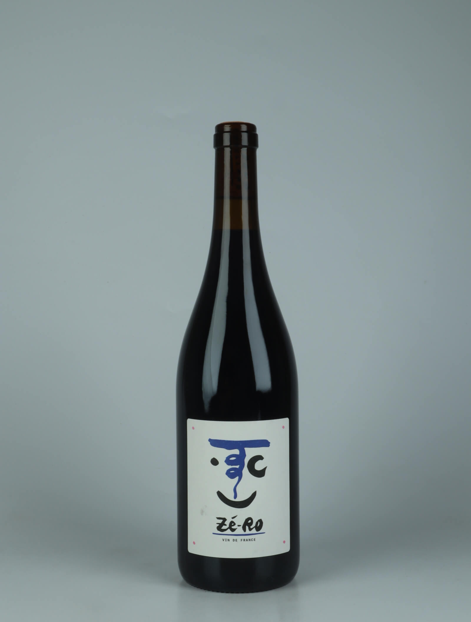 A bottle 2025 Zé-RO Red wine from Thibaud Capellaro, Rhône in France