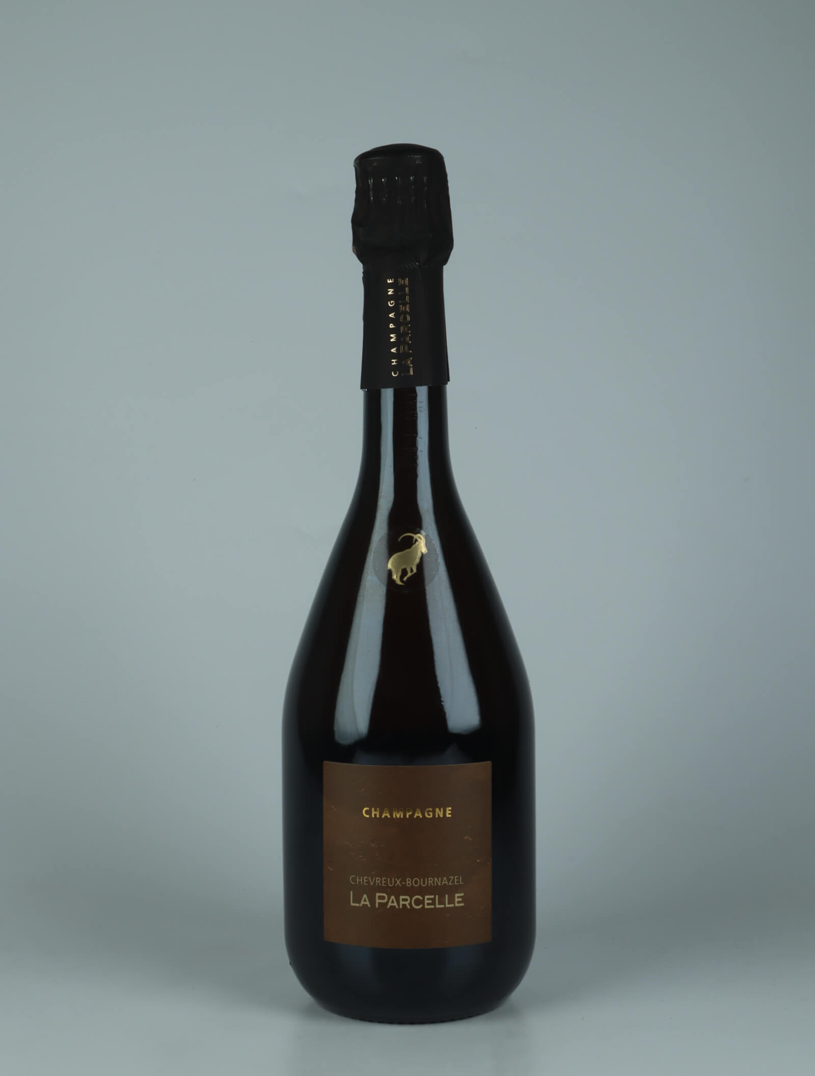 A bottle 2022 Connigis Mousserende from Chevreux-Bournazel - La Parcelle, Champagne in Frankrig