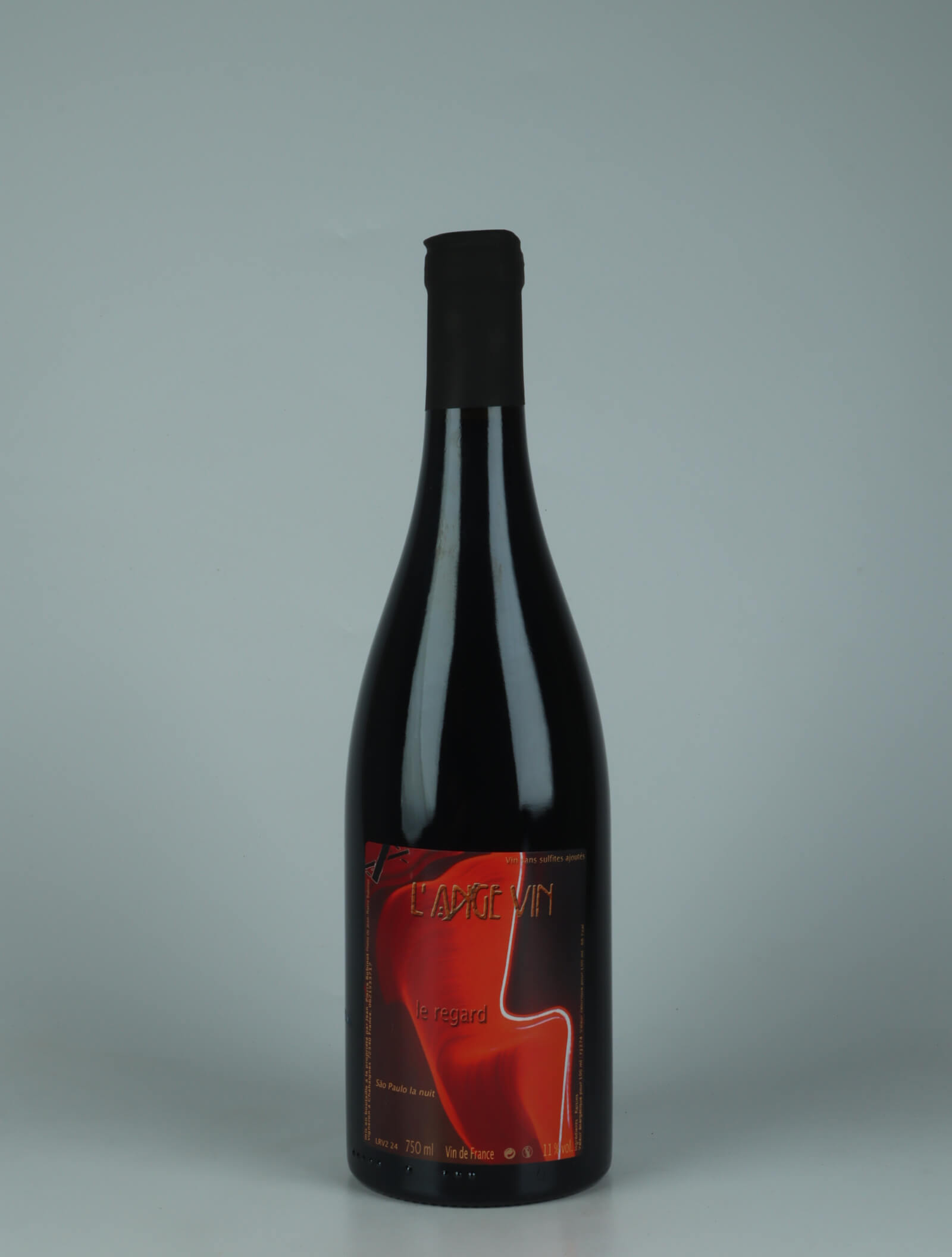 A bottle 2024 Le Regard Red wine from Jean-Pierre Robinot, Loire in France