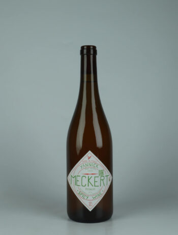A bottle N.V. (23/24/25) Spicy Orange wine from Yannick Meckert, Alsace in France