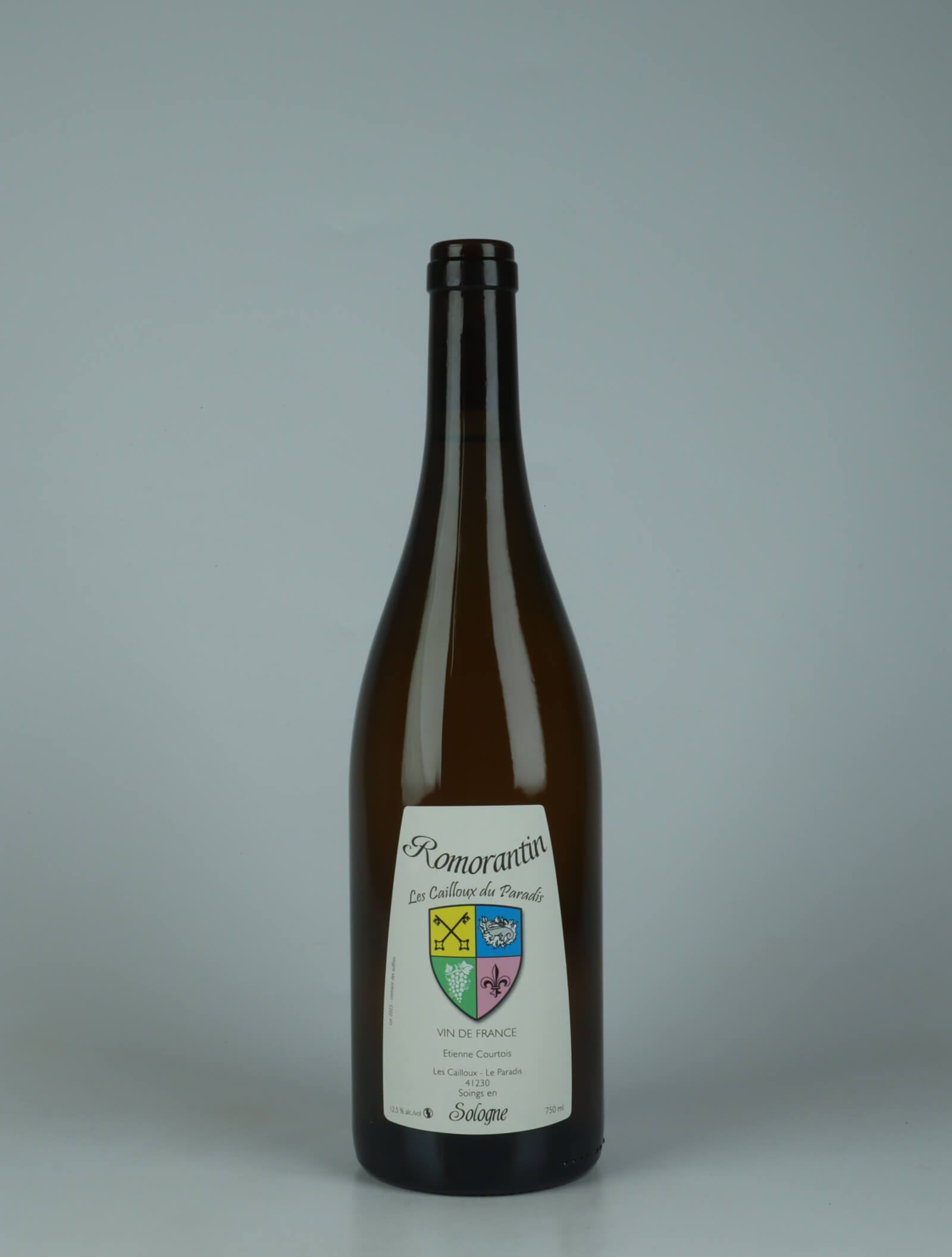 A bottle 2023 Romorantin White wine from Etienne Courtois, Loire in France