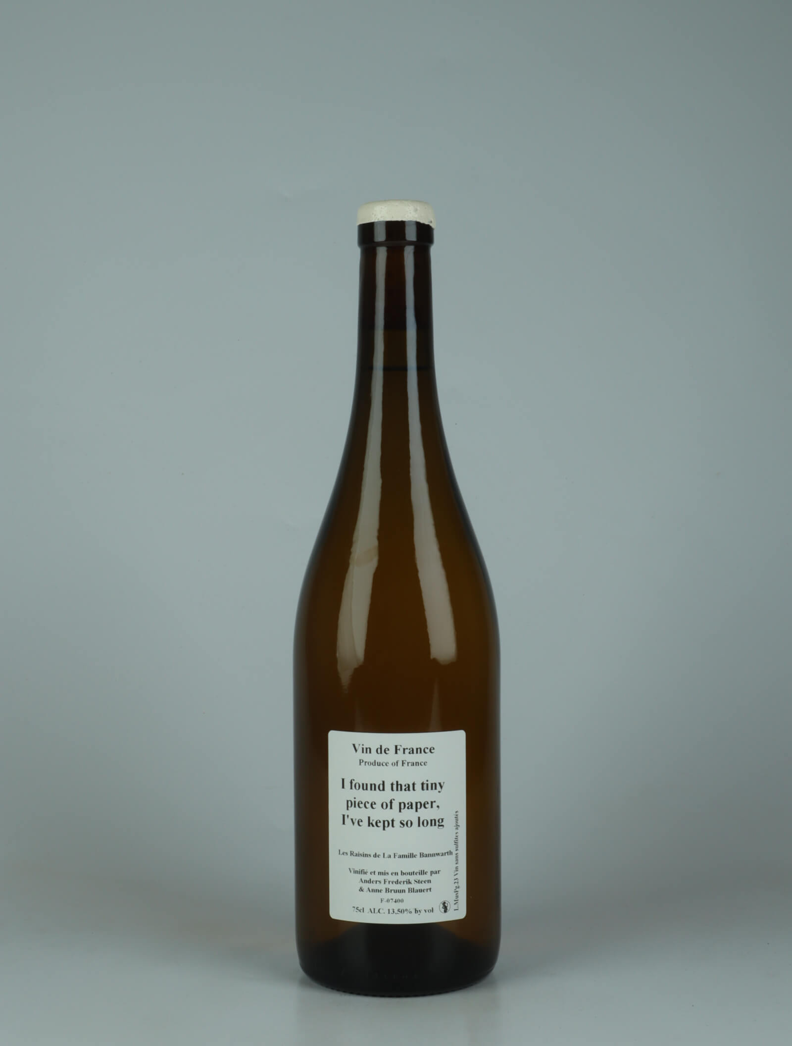 A bottle 2023 I found that tiny piece of paper... White wine from Anders Frederik Steen & Anne Bruun Blauert, Ardèche in France