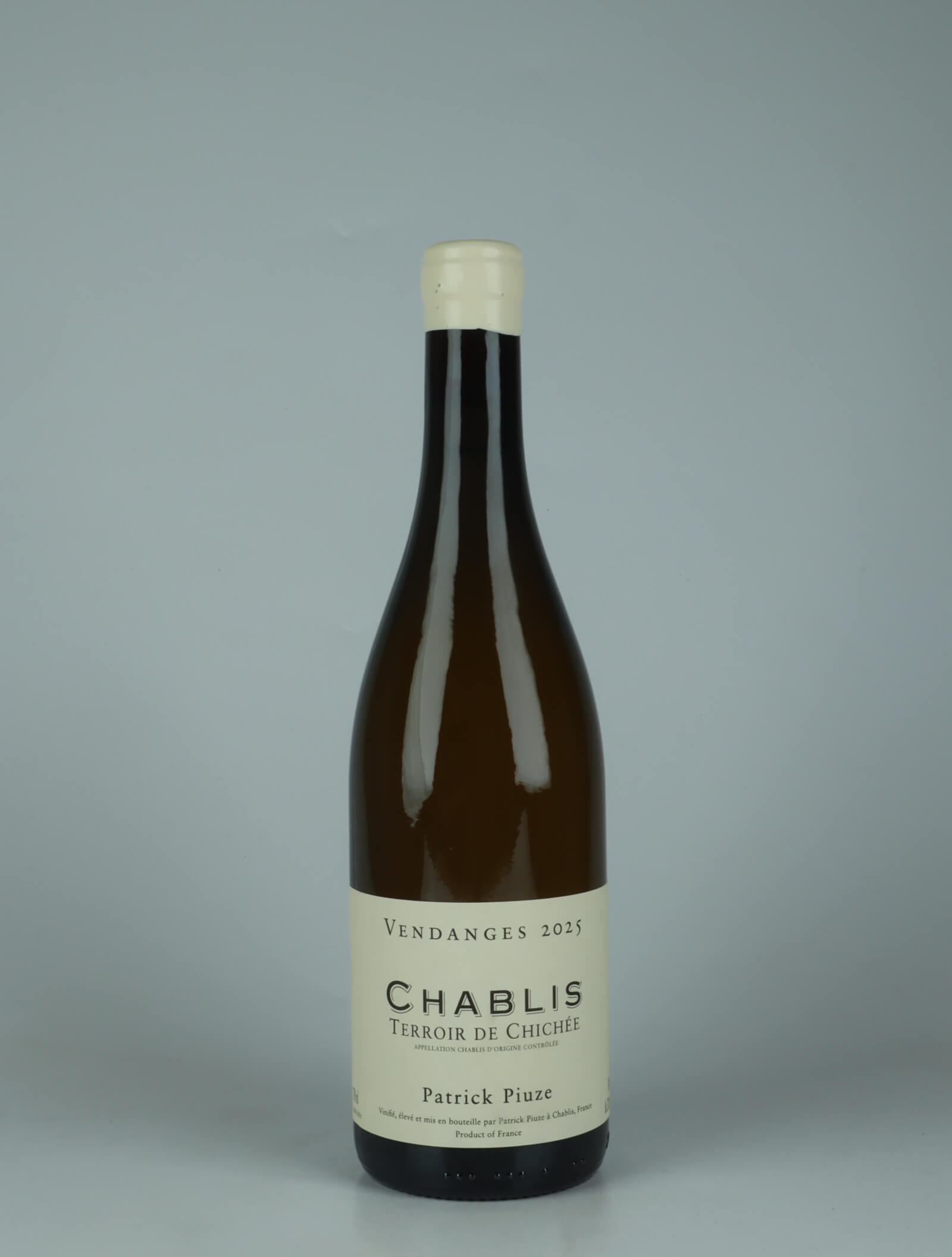 A bottle 2025 Chablis - Terroir de Chichée White wine from Patrick Piuze, Burgundy in France