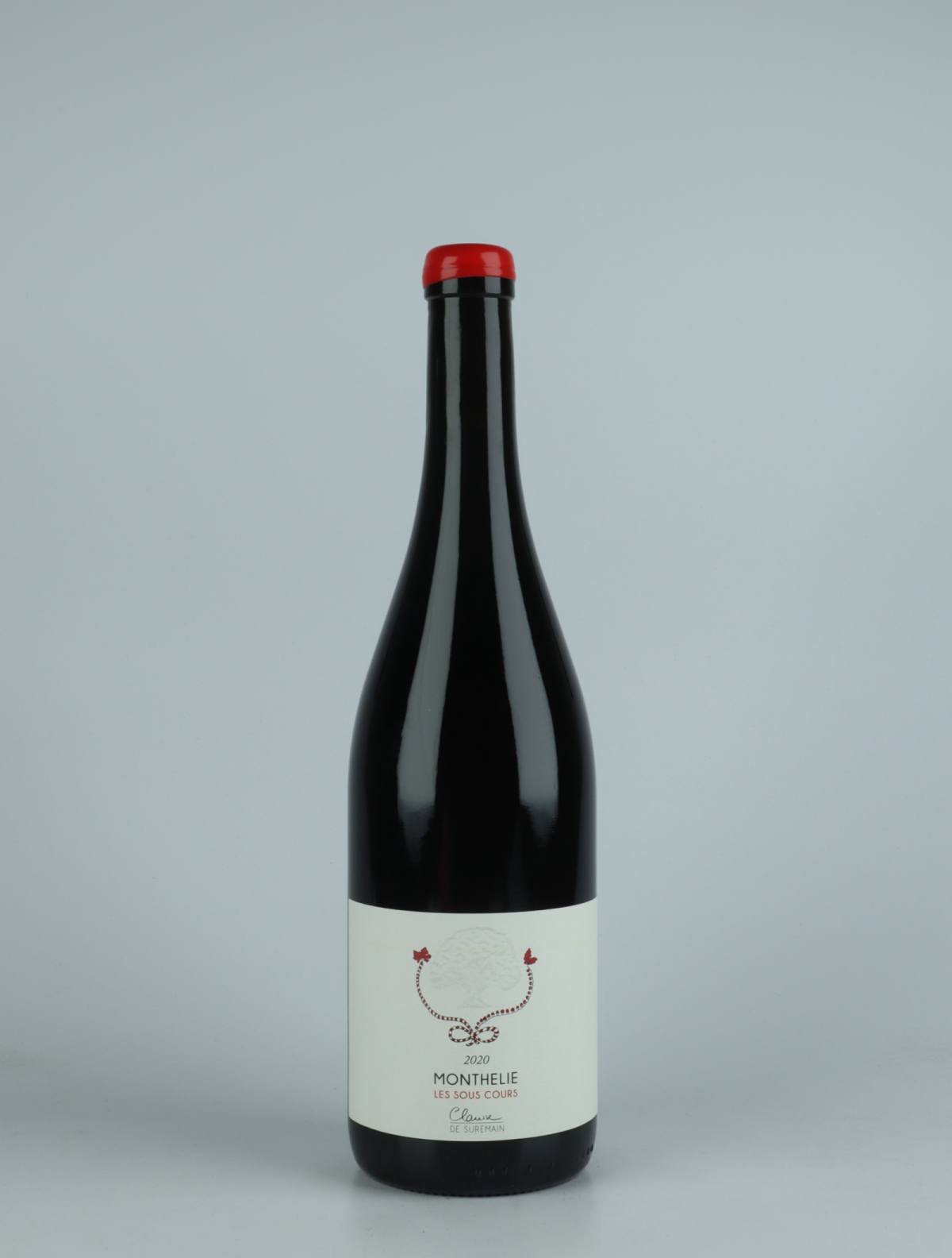 En flaske 2020 Monthelie - Les Sous Cours Rødvin fra Clarisse de Suremain, Bourgogne i Frankrig